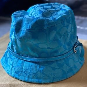 Authentic Coach bucket Hat